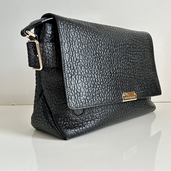 Authentic Burberry Lockford Medium Black Leather Shoulder Bag - Picture 2 of 10